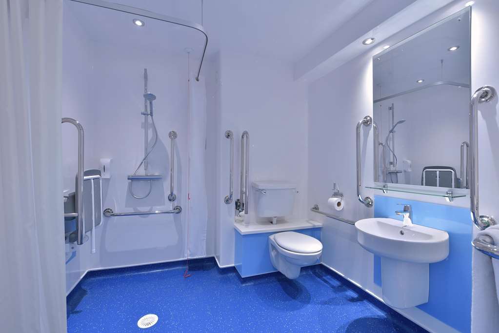 Travelodge Droitwich Room photo
